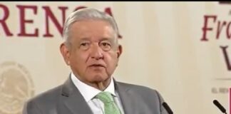 Evade López Obrador hablar sobre la venta de Banamex