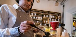 Abre Turismo Córdoba convocatoria para capacitación a productores para Café de Especialidad