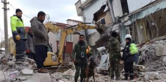 El Joven veracruzano Jesús Abraham Emigdio participa en tareas de rescate en Turquía