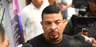 Gómez Cazarín llama a que Alcaldes trabajen a favor del pueblo .