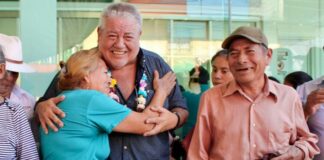 Entregan tarjetas del Bienestar a productores agrícolas de Misantla .