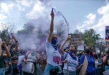 Defensoras denuncian represión en 7 estados durante manifestaciones por el 8M.