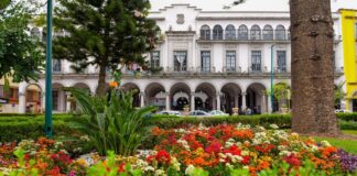 Estará cerrado este lunes Palacio Municipal de Xalapa.