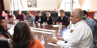 Atiende Ayuntamiento de Xalapa a vecinas y vecinos de distintas colonias