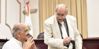 Reconoce Ayuntamiento trayectoria de José Zaydén.