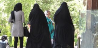 1200 niñas fueron envenenadas sin que el Estado de Irán las protegiera