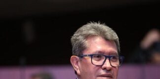 Ricardo Monreal propone uso de vía diplomática para mantener buena relación con EU