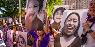 En momentos de crisis, los derechos de las mujeres se ponen en riesgo .