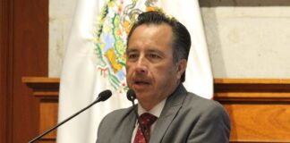 Hay tres ahogados porque se creen Aquamán, reporta Cuitláhuac García.