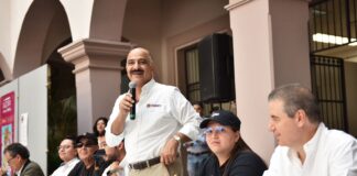 Realiza Alcalde Ricardo Ahued, audiencias ciudadanas en el Patio Central .