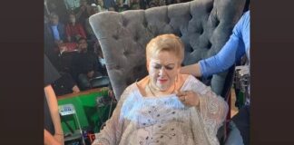 Paquita la del Barrio se retira de los palenques con emotivo concierto –