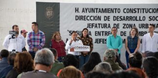 Toma protesta presidente Juan Martínez a 326 Jefas y Jefes de Manzana #Córdoba