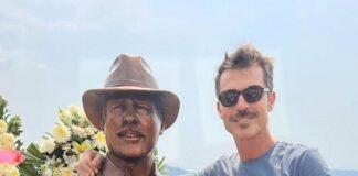 Develan busto en honor de Andrés García en medio de polémica por su herencia .