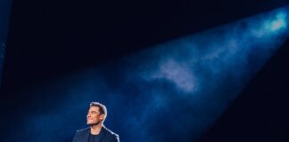 Carlos Rivera: delirio y ovaciones en México; ahora llega a EE.UU .