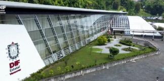 Mochan bono del Día de las madres en el DIF Estatal .