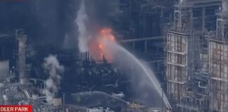 Incendio en Deer Park en Texas. Pemex descarta se haya registrado en su unidad.