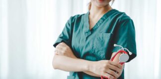 La enfermera del futuro requiere cada vez de mayor preparación .