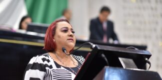 Reconoce Diputada a enfermeras y enfermeros veracruzanos.