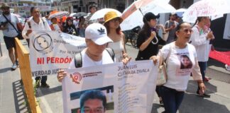 Madres de desaparecidos reclaman a sus seres queridos y acusan al gobierno de Veracruz de negligencia .