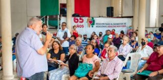 Pagan pensiones en Mesas de Atención en el puerto jarocho: Manuel Huerta .