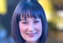 La sala vacía para Fernández Noroña .