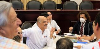 Regulariza CMAS servicio de agua en Xalapa 2000 .