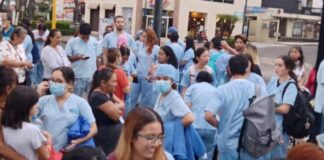 Evacuan diversas dependencias, universidad y hospitales en #Xalapa #Veracruz por sismo de 6.2