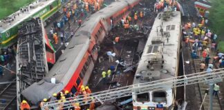 Se elevan a 288 los muertos por la tragedia en India.