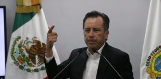 Gobernador acusa a las víctimas de la masacre de Perote .