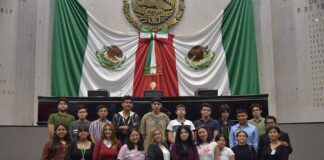Recibe Congreso a estudiantes de Ciencias de la Comunicación de la UV .