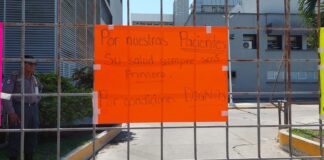 Personal del Hospital de “Alta Especialidad” protestan por las condiciones en qué trabajan .