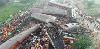 Tragedia: Al menos 270 personas murieron por colisión de trenes en India