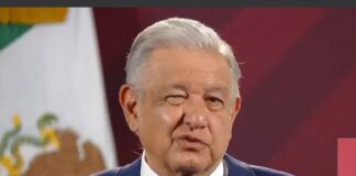 Presidente López Obrador critica selección del candidato opositor .