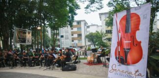 Serenata para los papás, en Jardines de Xalapa