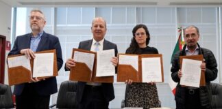 Telmex y el Sindicato de Telefonistas alcanzan acuerdo .