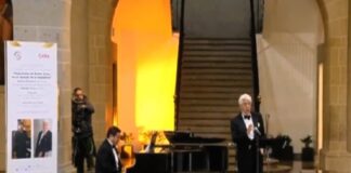 Por primera vez se presentó el barítono Arturo Barrera en el Centro Cultural Casa Nuestra