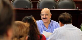 AHUED, CON SUS DERECHOS A SALVO .