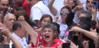 Beatriz Paredes reconoce la fuerza de las mujeres y los jóvenes al notificar su registro.