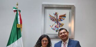 Alejandro Armenta y Luisa Alcalde revisan agenda legislativa.