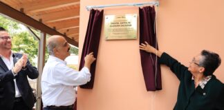 Rinde Ayuntamiento de Xalapa homenaje al Maestro de maestros.