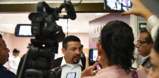 Quien quiera ser candidato, que renuncie al cargo: Gómez Cazarín