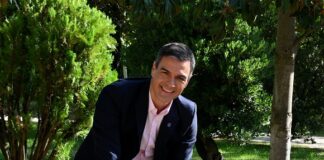 Extraña la elección en España.