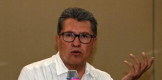 Para atraer más inversiones a México se requiere seguridad y certidumbre: Monreal