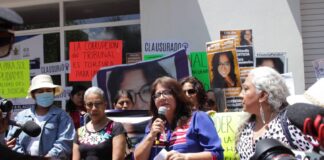 Protestan contra TSJE de Oaxaca por desestimar robo a víctima de feminicidio María del Sol Cruz Jarquín.