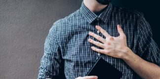 Cómo identificar síntomas de un ataque de pánico .