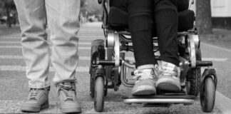 ¿Hay que poner el cuerpo? Torsiones para lisiar los feminismos .