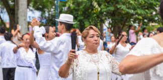 Celebrarán a los abuelos con danzón en Xalapa.
