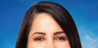 Luisa González aventaja en las elecciones en Ecuador.
