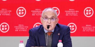 Se brincan al Presidente Interino de la Federación Española de Fútbol y hacen berrinche ante la UEFA