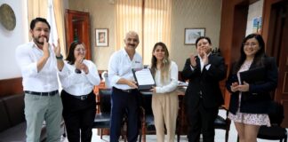 Entrega Alcalde Ricardo Ahued Premio Municipal de la Juventud .